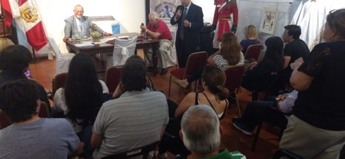 Conferencia sobre San Martín y Cabral en Casa Molinas