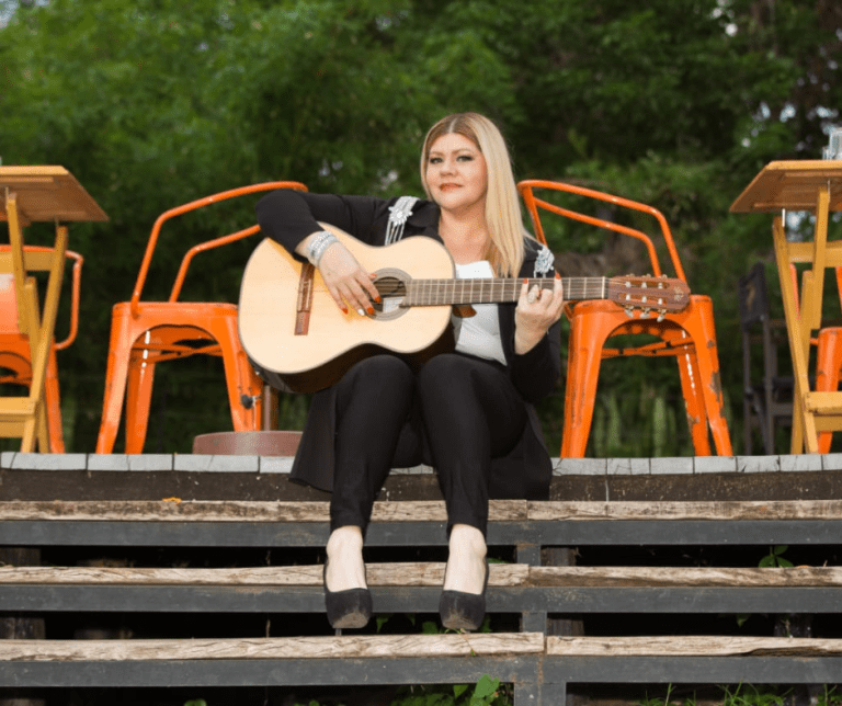 Analía Espíndola Chamamé