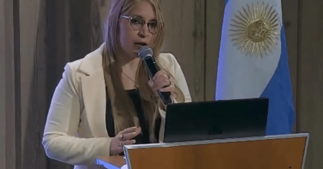 Charla Mujeres en el Pensamiento de San Martín