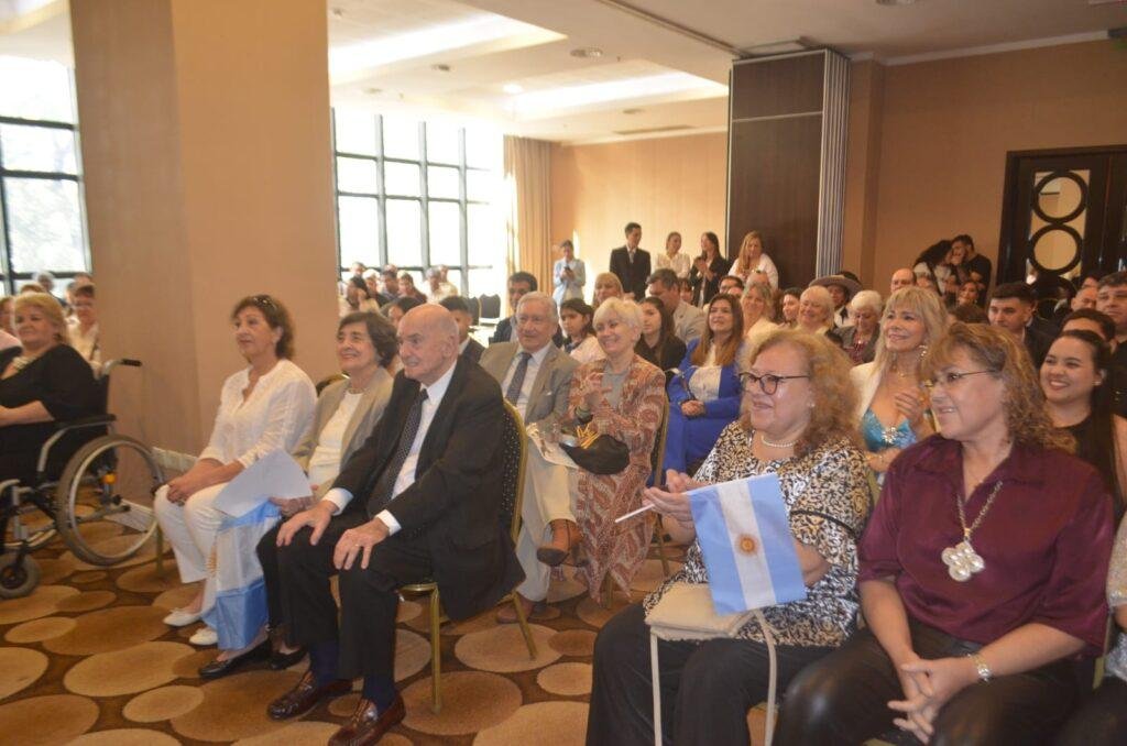 Dr. Ricardo Leconte Corrientes