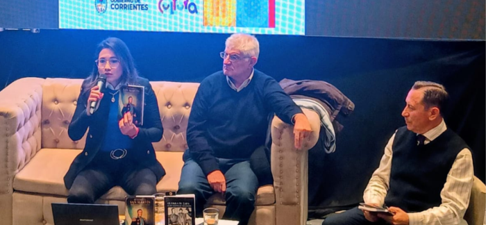 La 16° Feria del Libro de Corrientes fue escenario para dos nuevas miradas sobre la figura de San Martín