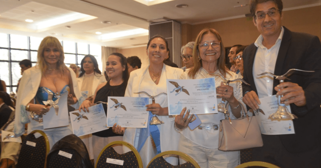 Enrique Gabriel Suburu Premio Gaviota de Plata