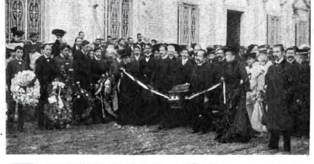 Funeral de Miss King